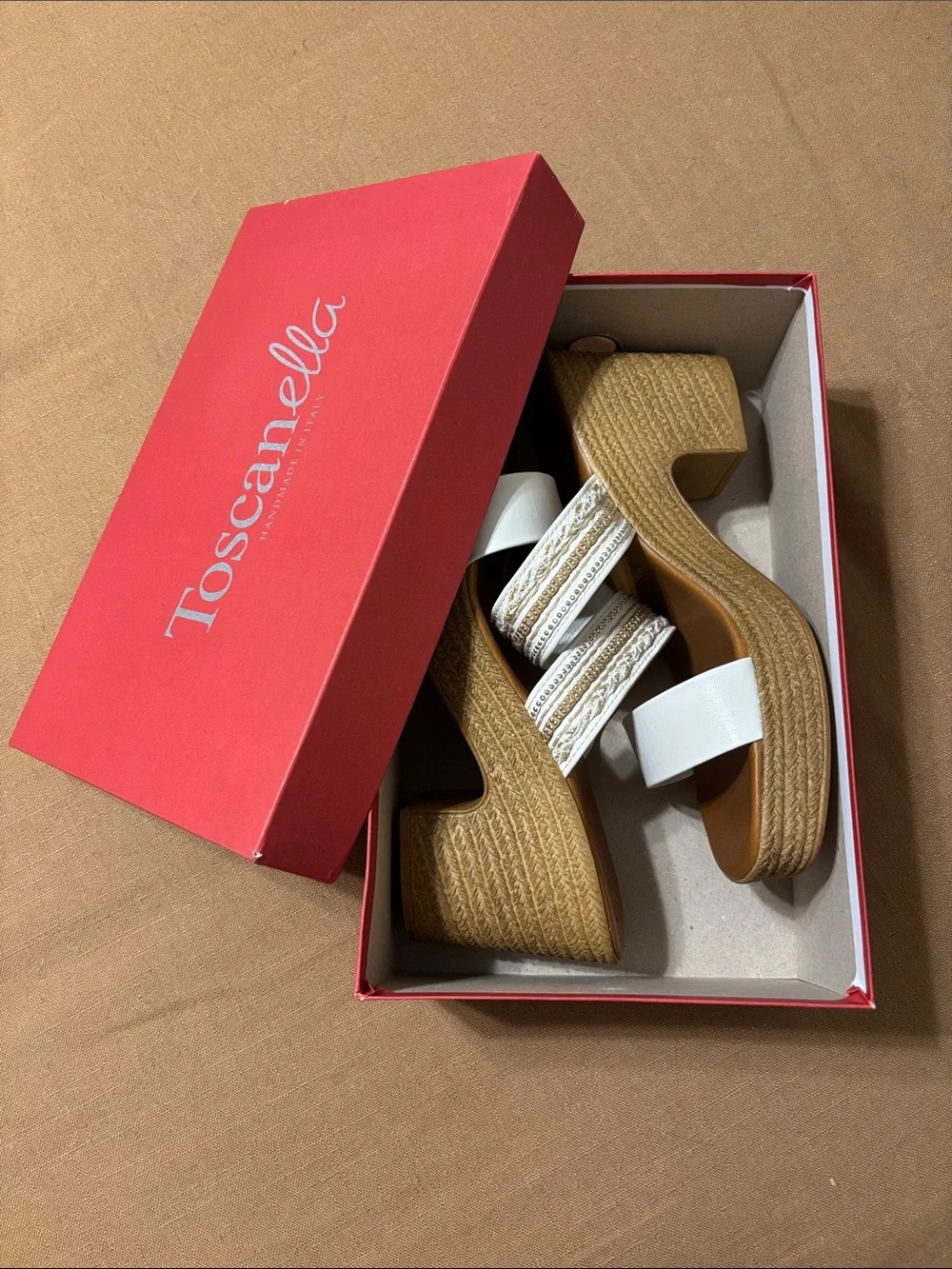 Toscanella Enable White Wedge Sandals